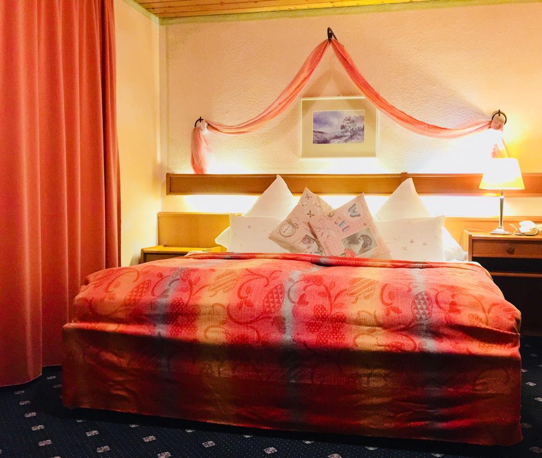 Landhotel Am Wenzelbach พรุม ภายนอก รูปภาพ