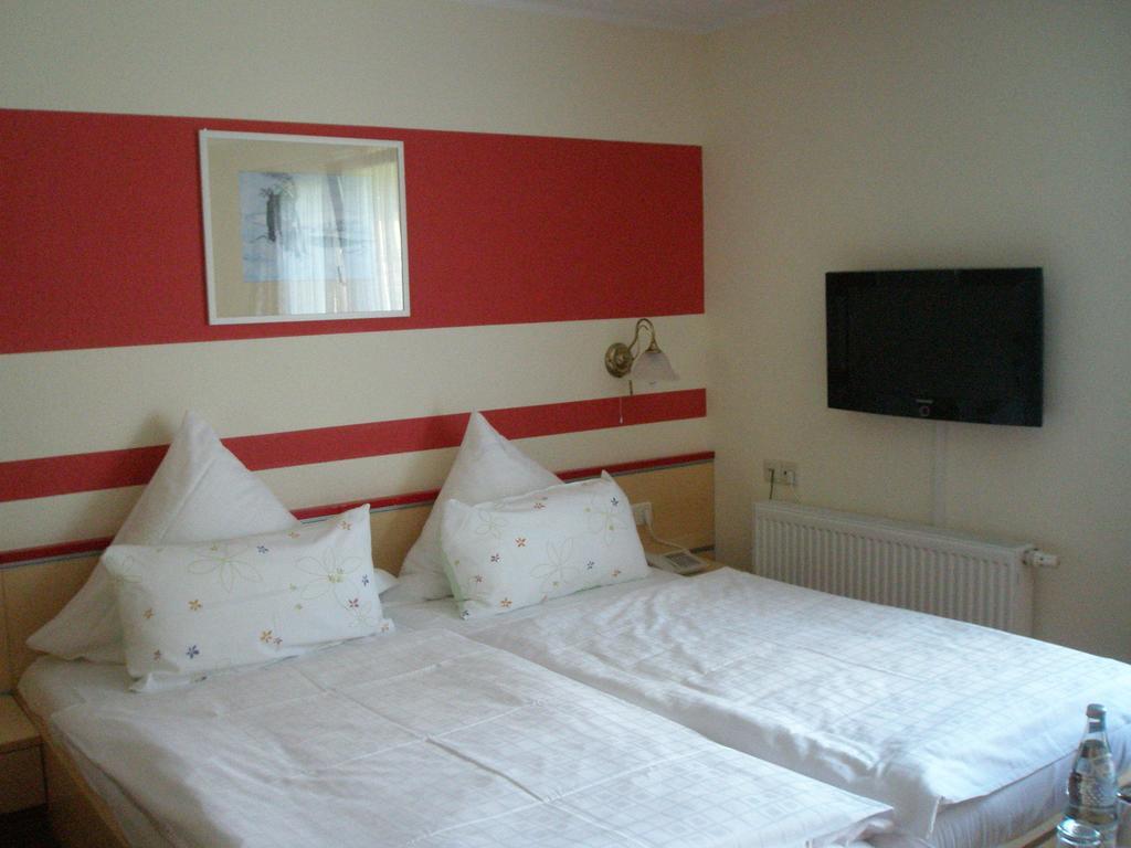 Landhotel Am Wenzelbach พรุม ห้อง รูปภาพ